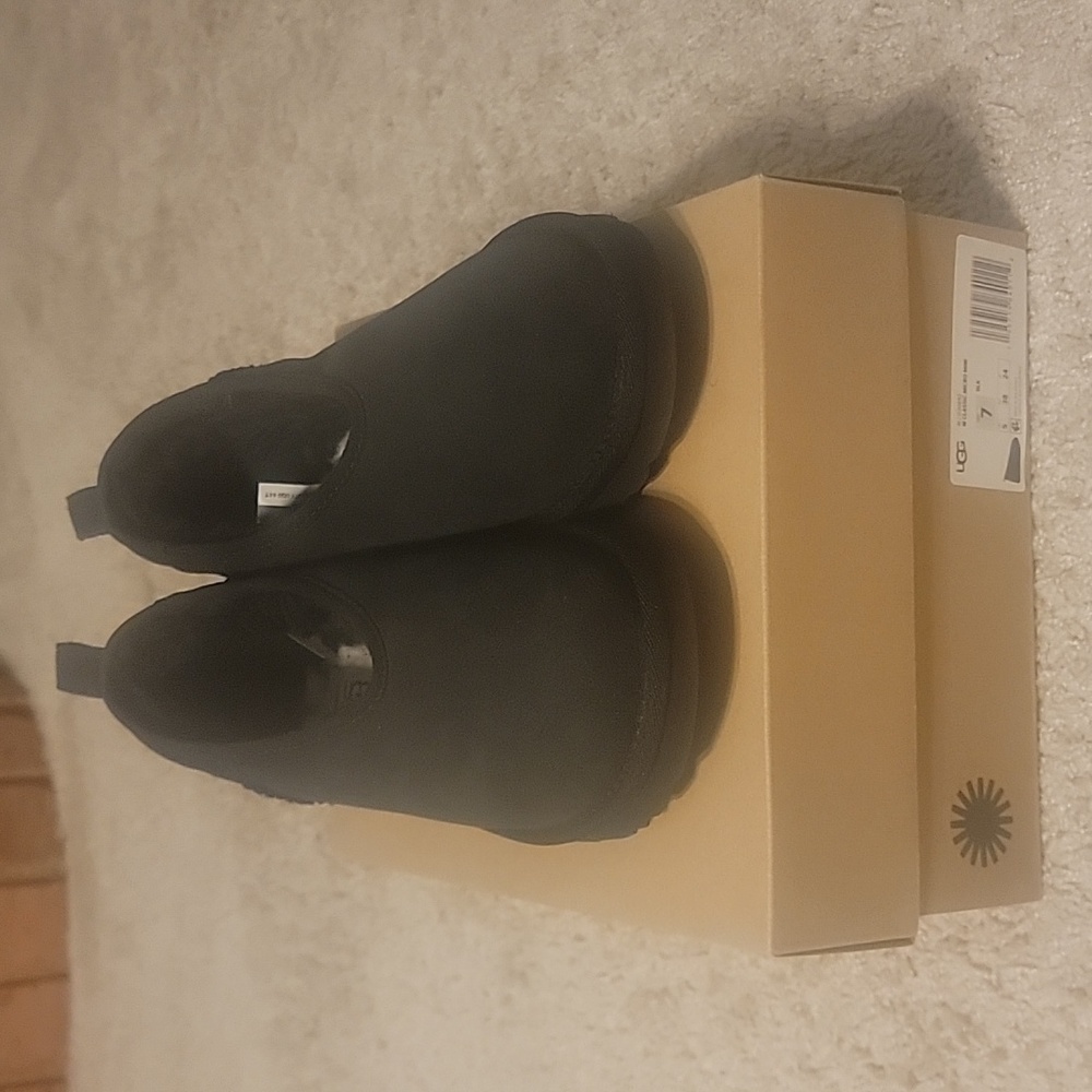 Uggs women 7